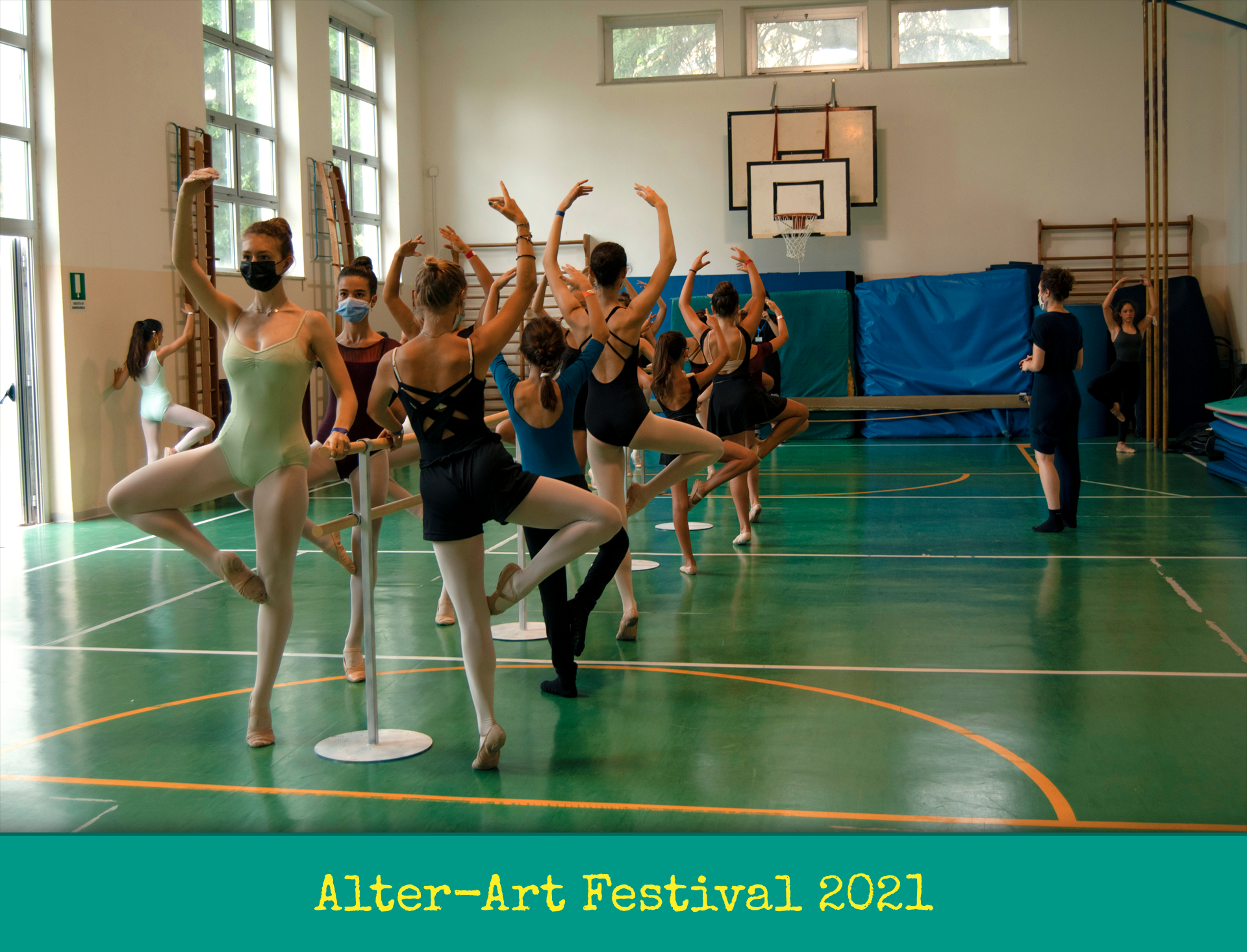 Foto dei laboratori e delle performance ad Alter-Art, festival internazionale di arte, danza e teatro contemporanei a Pergola (PU) e prima tappa del progetto europeo DanThe